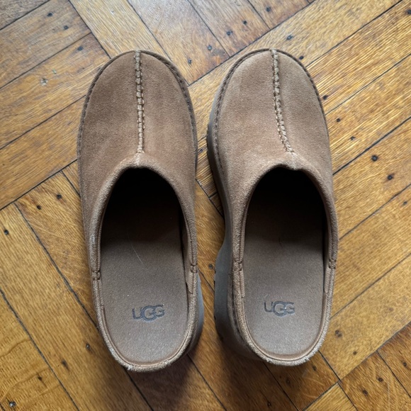 UGG New Heights Clog in Chestnut Sz 7 - Picture 4 of 6